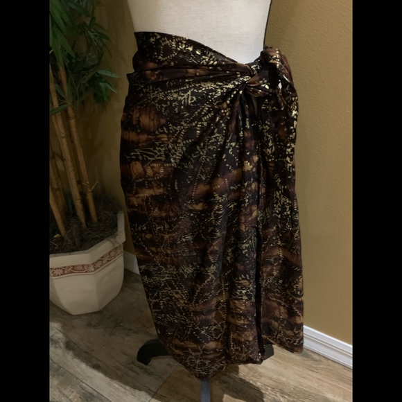 NWT Swimsuit Cover Up/Shoulder Wrap - Picture 4 of 13